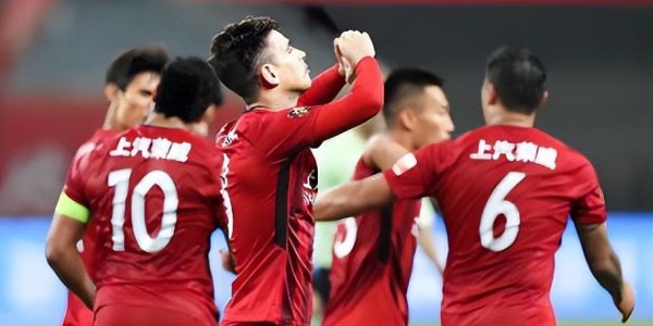B体育官方网站-上港已跟这位锋霸达成个人协议，上赛季在球队表现不俗，有望留队