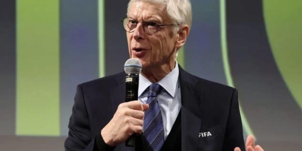 B体育官方网站-TA：温格擅长从宏观层面谈论足球，他不适合参与修改足球规则