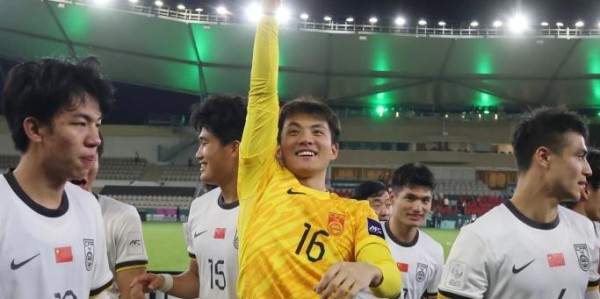 B体育登录入口-U23亚洲杯|24日晚的巅峰对决，中国队能否兑现22年的等待