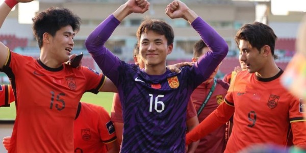 B体育-国足进决赛，韩媒直呼疯狂，日媒盛赞一人！主帅：中国不缺好球员